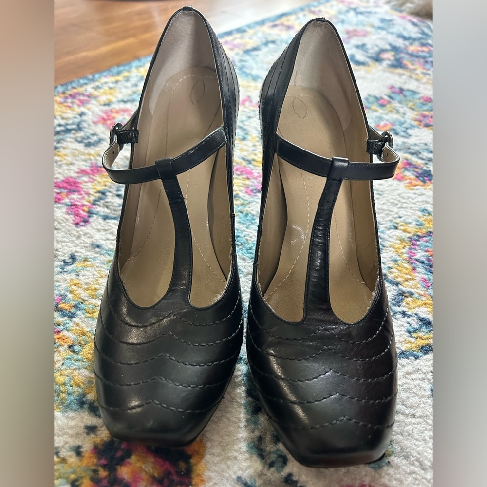 Franco Sarto T strap T bar heels